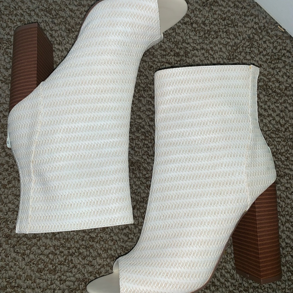 White chunky heel open toe booties